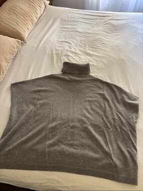 Garnet Hill Gray Cashmere Turtleneck Sweater/Poncho